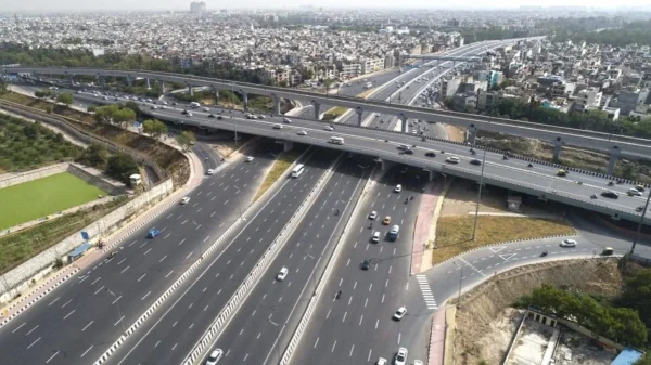 Delhi to Noida Elevated Expressway