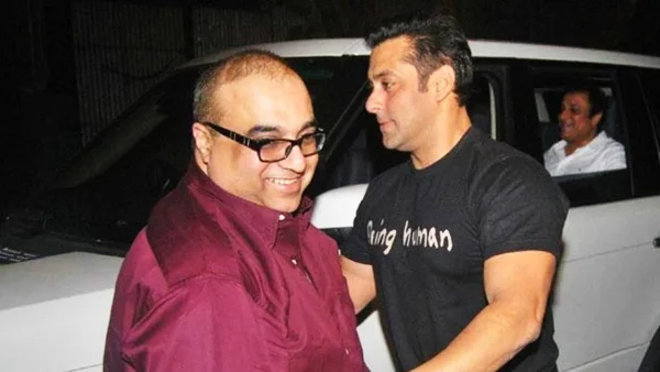 Santoshi - Salman