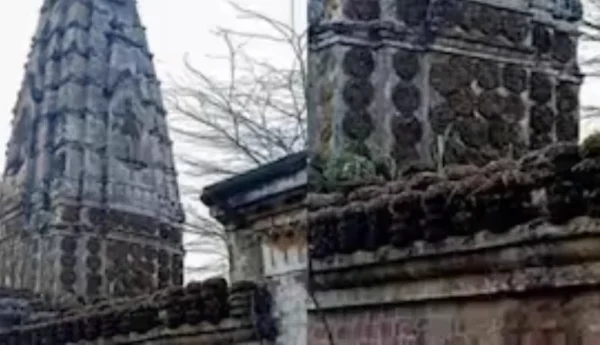 Centuries-old temple demolished in Pakistan